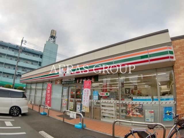コンビニ　セブンイレブン八王子高倉町店（コンビニ）まで169m