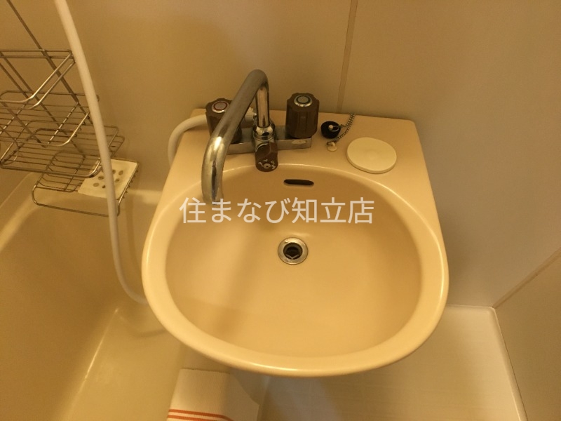 洗面設備　同型別部屋写真