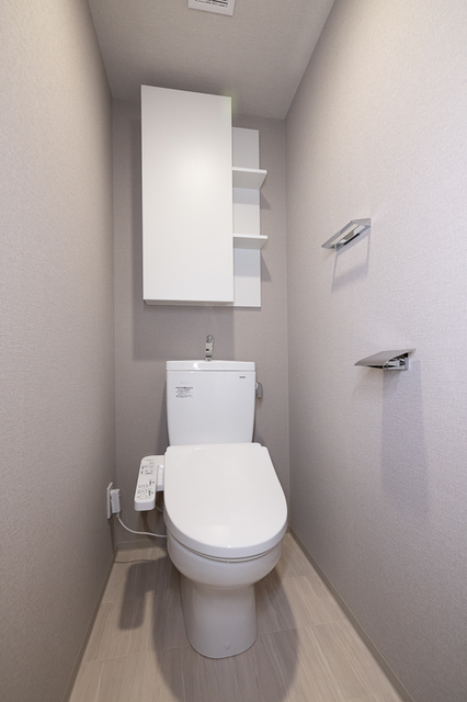 トイレ　※写真は同タイプ住戸です。