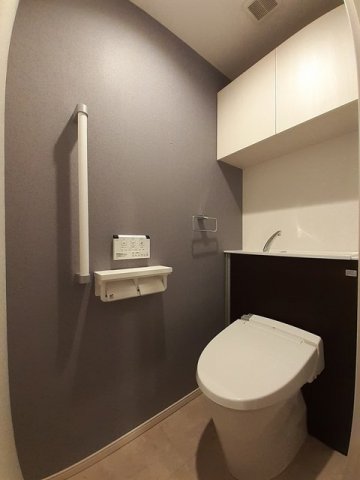 トイレ　落ち着いたトイレです