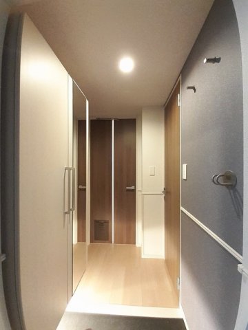 玄関　明るい玄関です