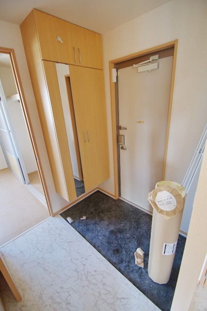 玄関　☆玄関スペース(建築中)☆