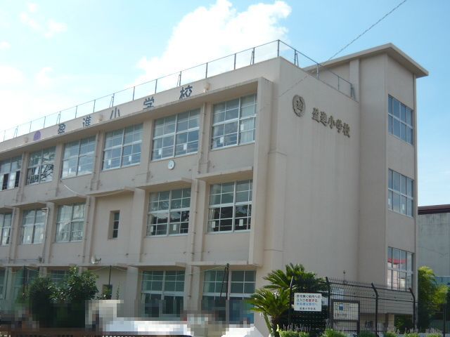 小学校　盈進小学校（小学校）まで1000m