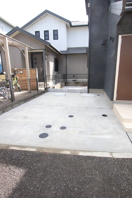 駐車場　駐車場（要空き確認）