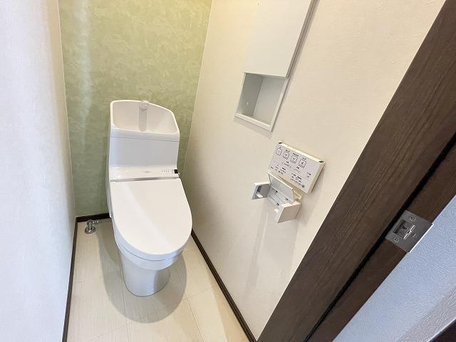 トイレ　トイレ