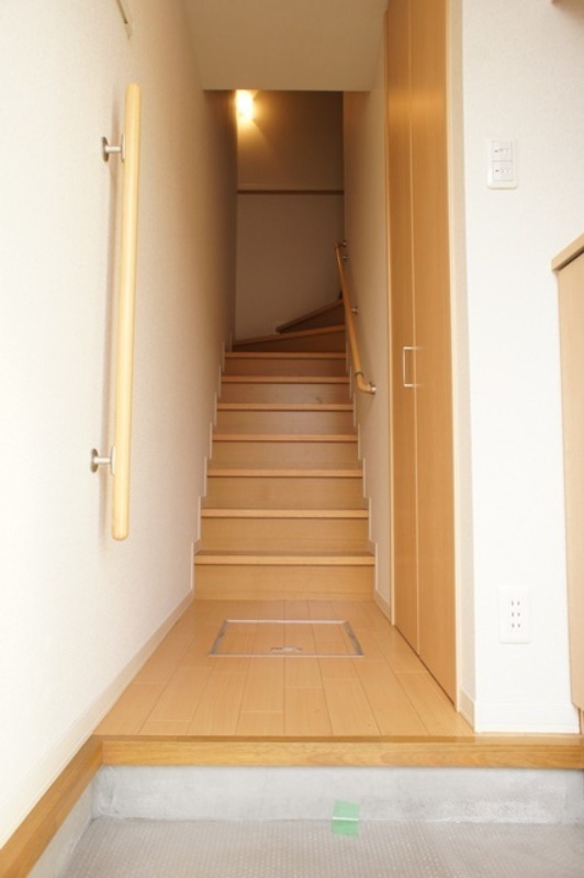 玄関　図面と現状が相違する場合は現状を優先とさ．．．