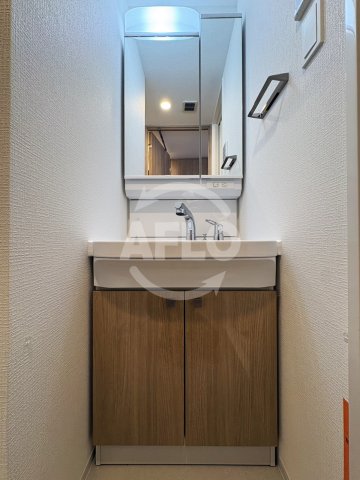 洗面設備　エスリード大阪城EAST　独立洗面台