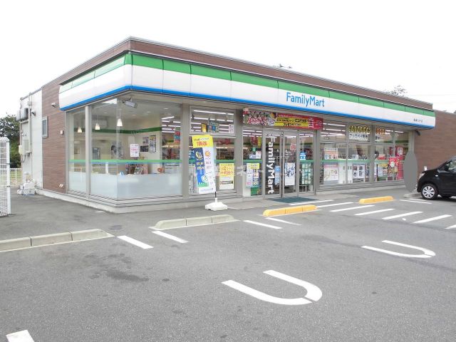 コンビニ　ファミリーマート福山東インター店（コンビニ）まで854m