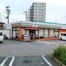 コンビニ　セブンイレブン大阪鶴見緑地店（コンビニ）まで480m