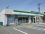 コンビニ　ファミリーマート（コンビニ）まで550m