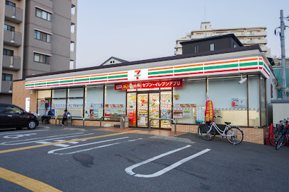 コンビニ　セブン-イレブン 西淀川税務署前店（コンビニ）まで204m