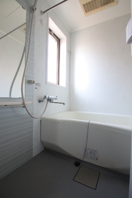 バス・シャワールーム　※別号室の参考写真です。