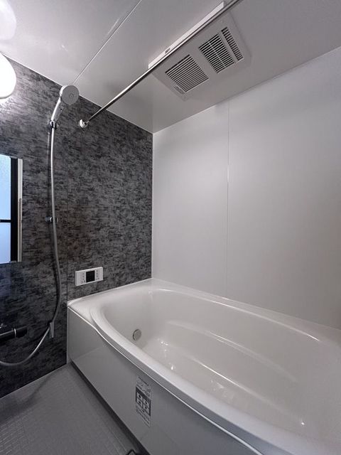 バス・シャワールーム　同施工メーカー参考写真