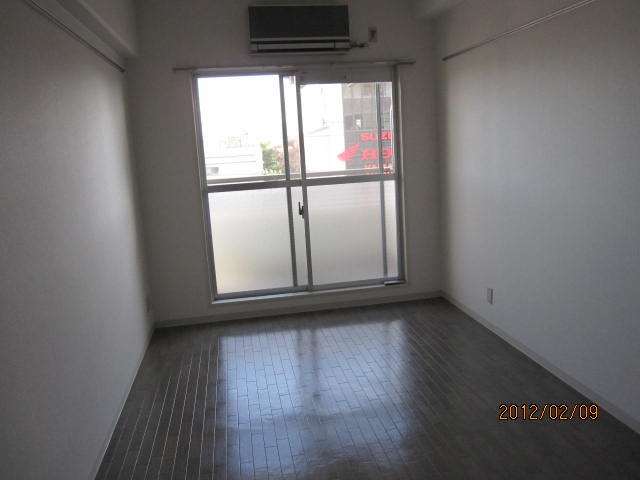 バルコニー　南面にバルコニー