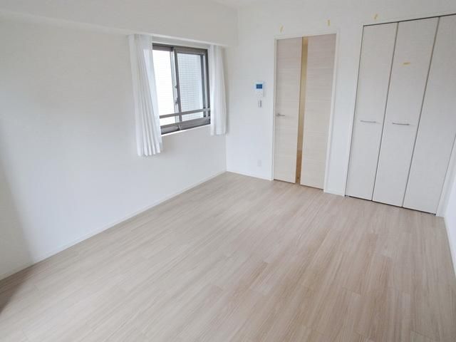 居室・リビング　☆白基調の明るいリビング☆