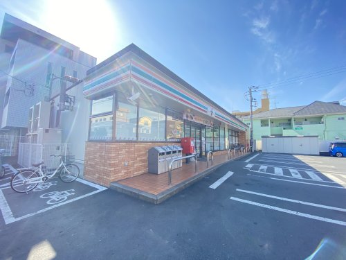 コンビニ　セブンイレブン 南流山東店（コンビニ）まで489m