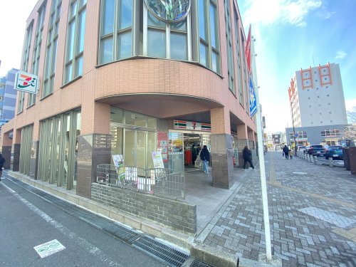 コンビニ　セブンイレブン 南流山駅前店（コンビニ）まで537m