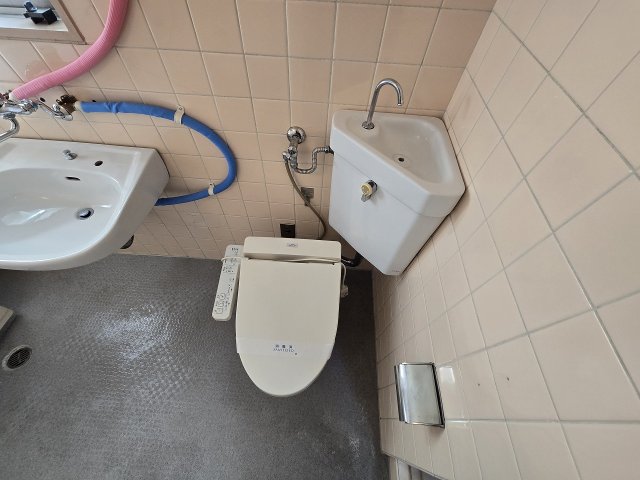 トイレ　清潔感のあるトイレです