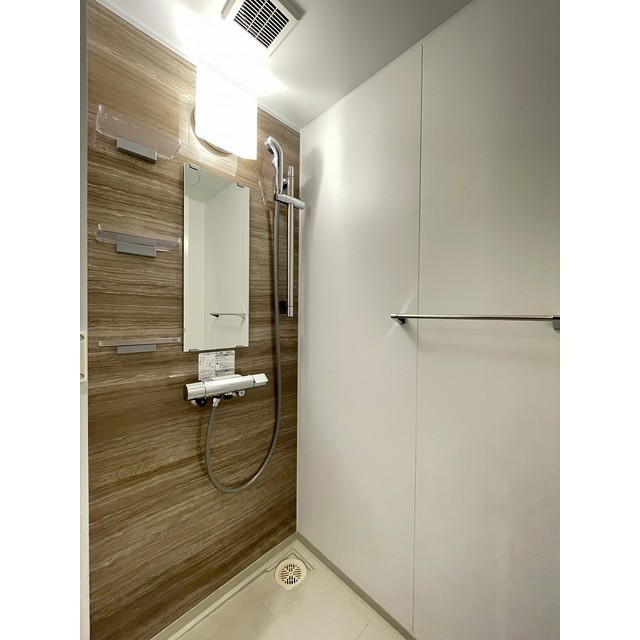 バス・シャワールーム　シャワールーム