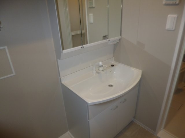 洗面設備　シャンプードレッサー