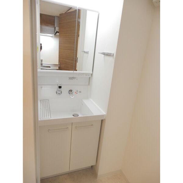 洗面設備　洗髪洗面化粧台