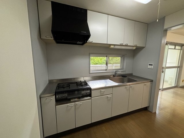 キッチン　同仕様・同タイプ別号室の写真です