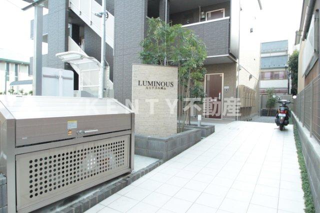 エントランス　毎日通るエントランスはこのようになっています