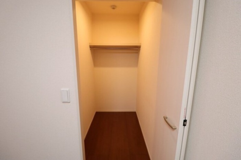 収納　図面と現状に相違がある場合には現状を優先