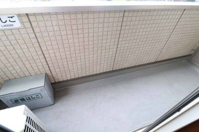 バルコニー　図面と現状に相違がある場合には現状を優先