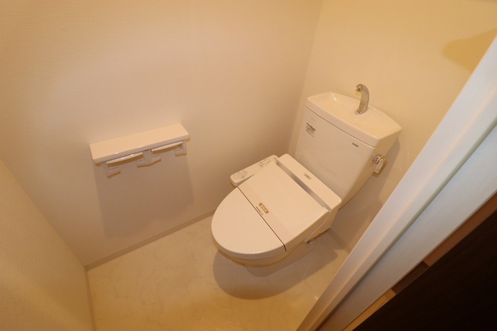 トイレ　トイレ 温水洗浄暖房便座