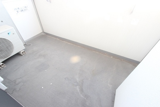 バルコニー　※別部屋の写真です