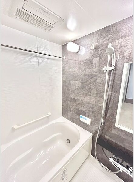 バス・シャワールーム　初期費用分割可★ご希望の場所まで無料送迎サービス付♪