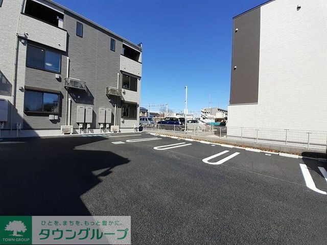 駐車場　駐車場