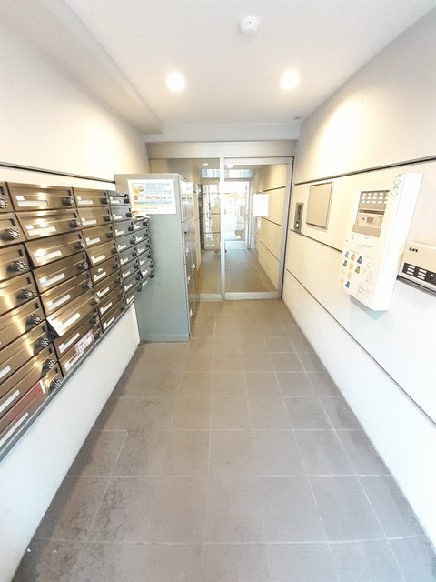 エントランス　エントランス