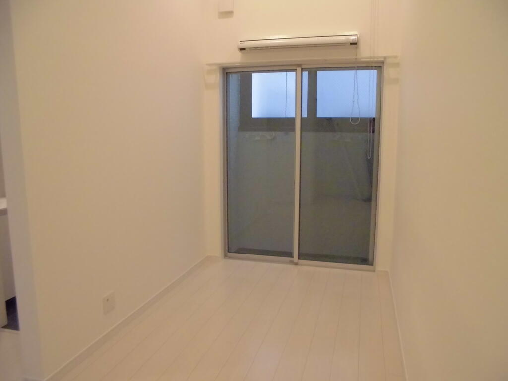 居室・リビング　洋室1