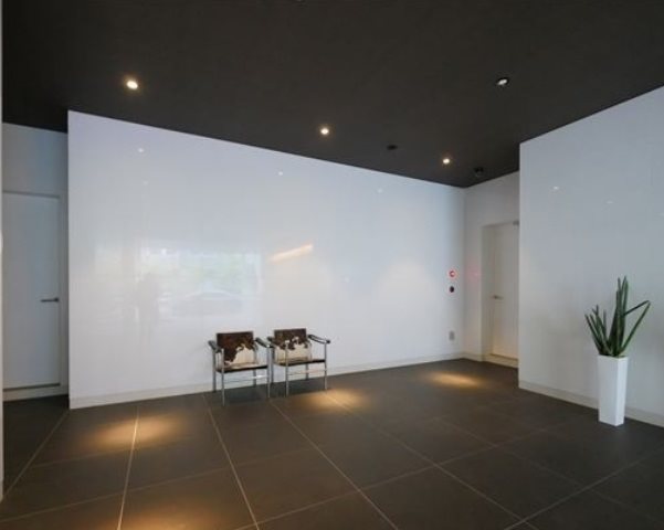 ロビー　★見学予約受付中★