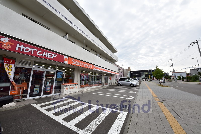コンビニ　セイコーマート白石駅北口店（コンビニ）まで297m