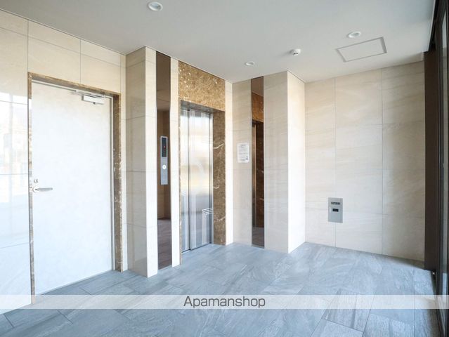 ロビー　ロビー