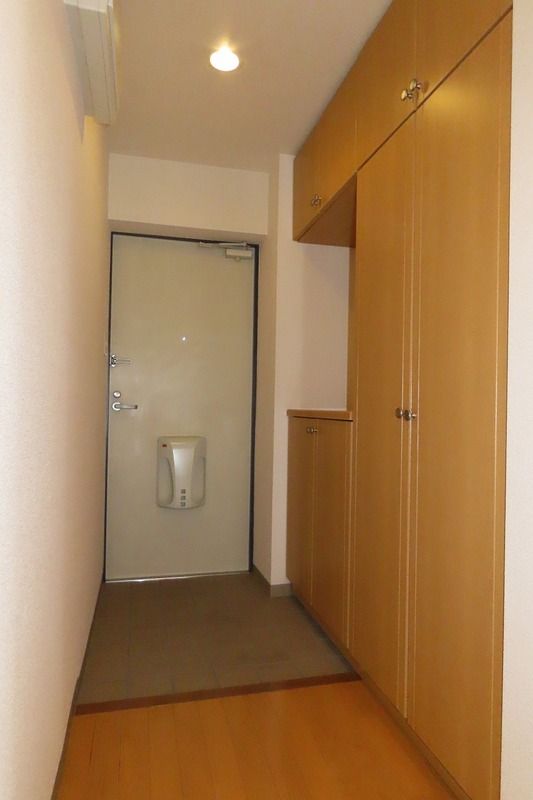 玄関　明るい玄関です