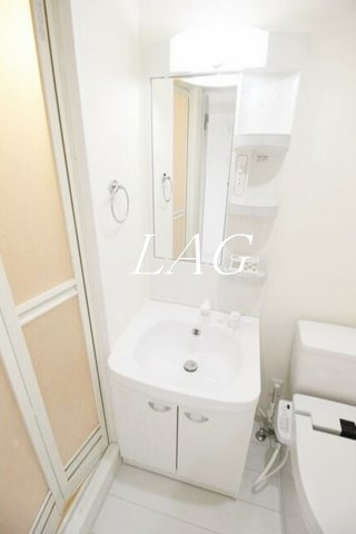 洗面設備　洗面台です。