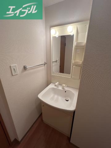 洗面設備　洗髪洗面化粧台