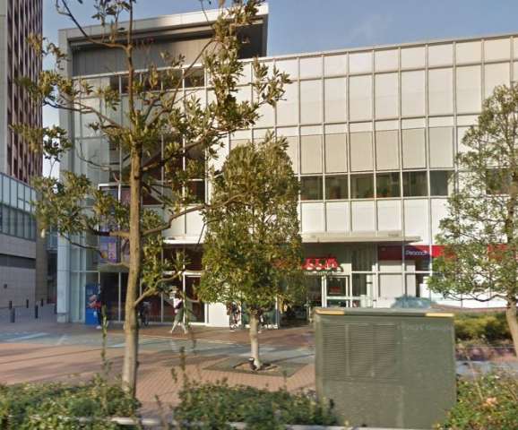 スーパー　ピーコックストア 芝浦アイランド店（スーパー）まで586m