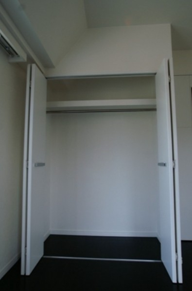 収納　☆ハンガーラック付収納☆