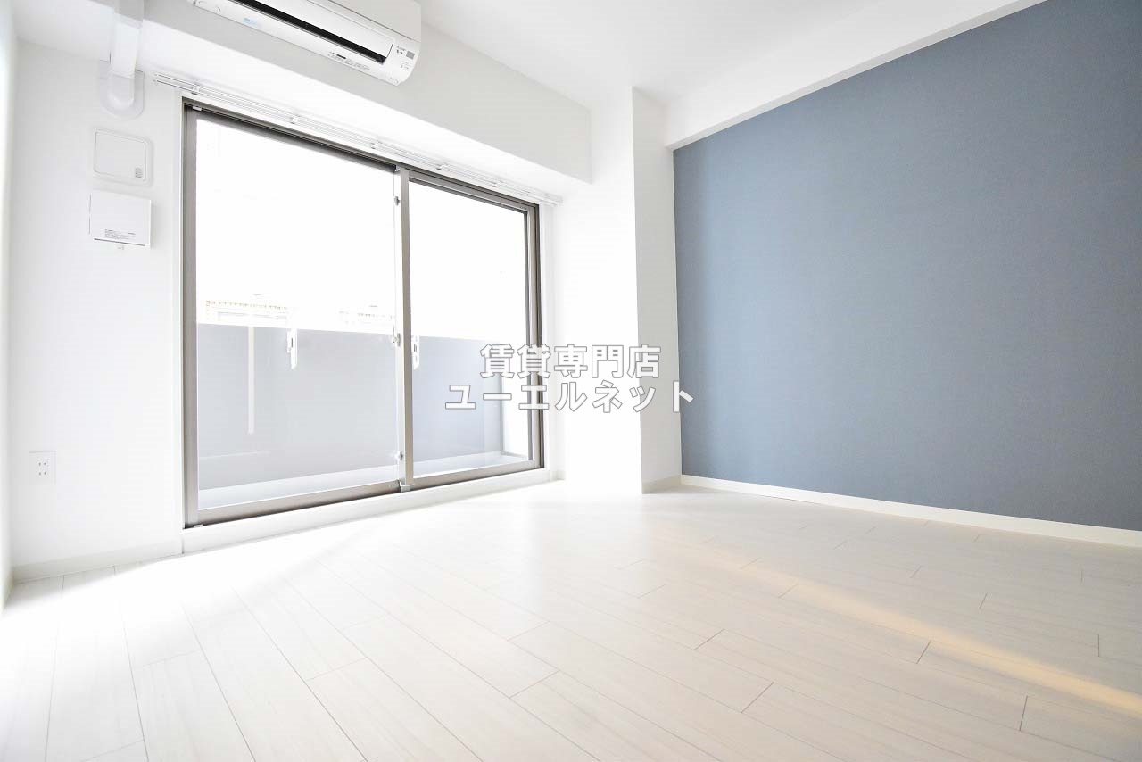 居室・リビング　ゆったりとくつろげる、落ち着きのある居室空間です