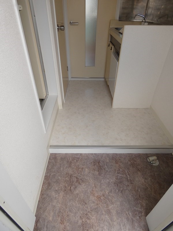 玄関　※参考写真