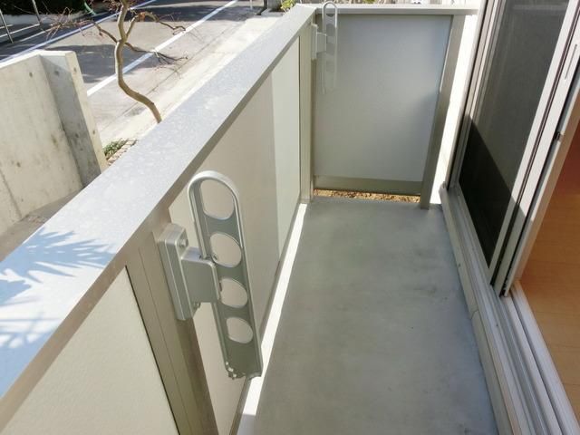 バルコニー　★バルコニーは南向きなので日が当たります★