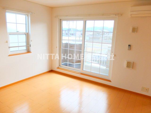 居室・リビング　リビング１１．９帖あります◇