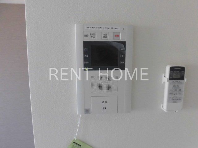 セキュリティ　ＴＶモニター付きインターホンなので防犯にも安心ですね。