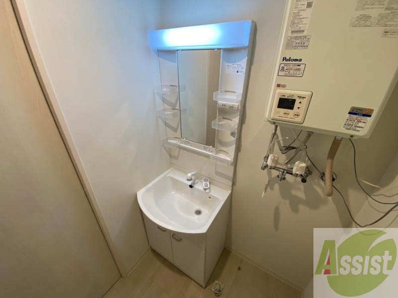 洗面設備　シャンプードレッサーで身支度もラクラクです！