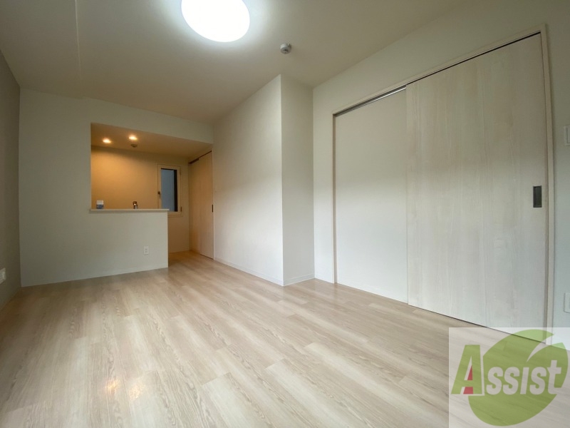 居室・リビング　広くてきれいなリビングです！快適に過ごせそうですね。